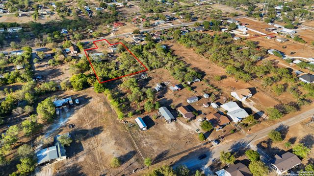 518 W Villaret Blvd, San Antonio, TX 78221