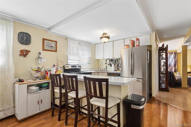 6 Clarke Street, Brentwood, NY 11717