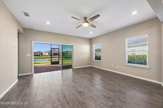 3965 CLOVERDALE Court, Middleburg, FL 32068