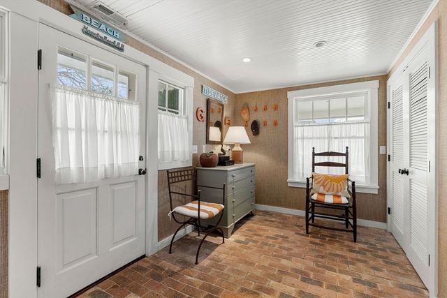 43 Ancient Highway, Hampton, NH 03842