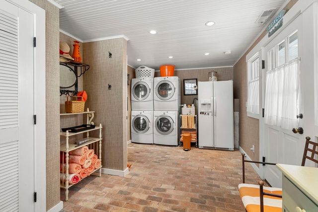 43 Ancient Highway, Hampton, NH 03842