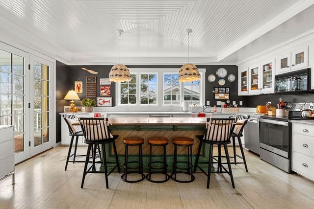 43 Ancient Highway, Hampton, NH 03842