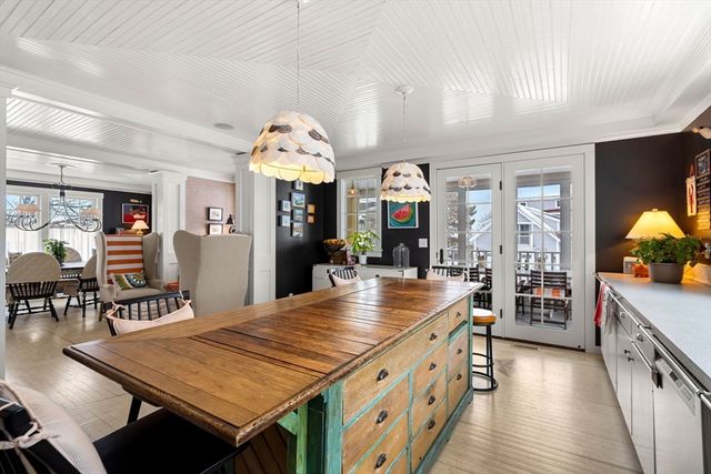 43 Ancient Highway, Hampton, NH 03842