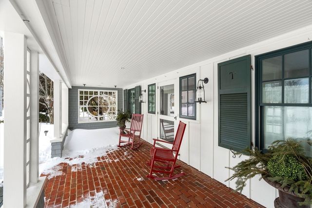 43 Ancient Highway, Hampton, NH 03842