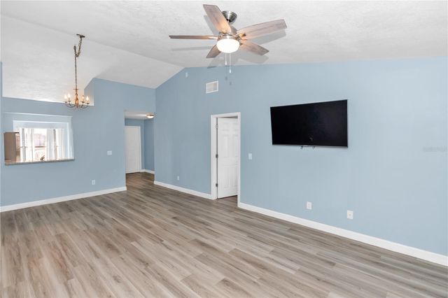 2501 KING OAK CIRCLE, St Cloud, FL 34769