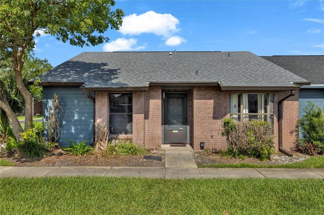 2501 KING OAK CIRCLE, St Cloud, FL 34769