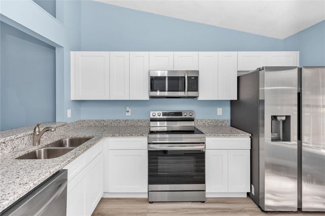 2501 KING OAK CIRCLE, St Cloud, FL 34769