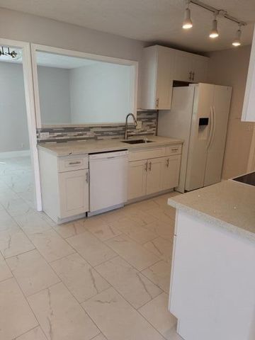 9448 Saddlebrook Drive, Boca Raton, FL 33496