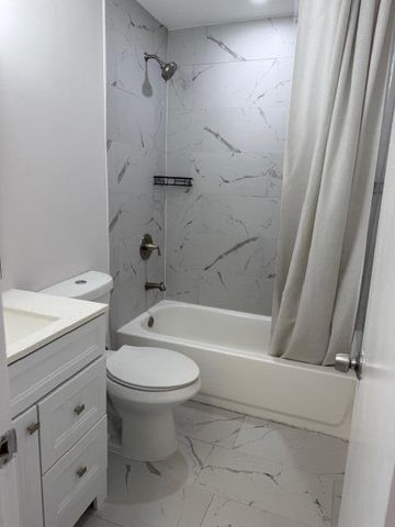 9448 Saddlebrook Drive, Boca Raton, FL 33496