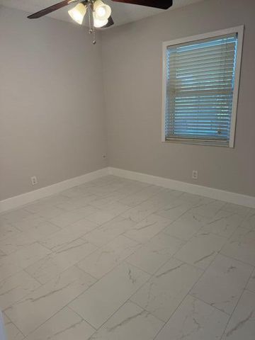 9448 Saddlebrook Drive, Boca Raton, FL 33496