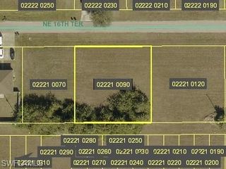 2318 NE 16th TER, Cape Coral, FL 33909