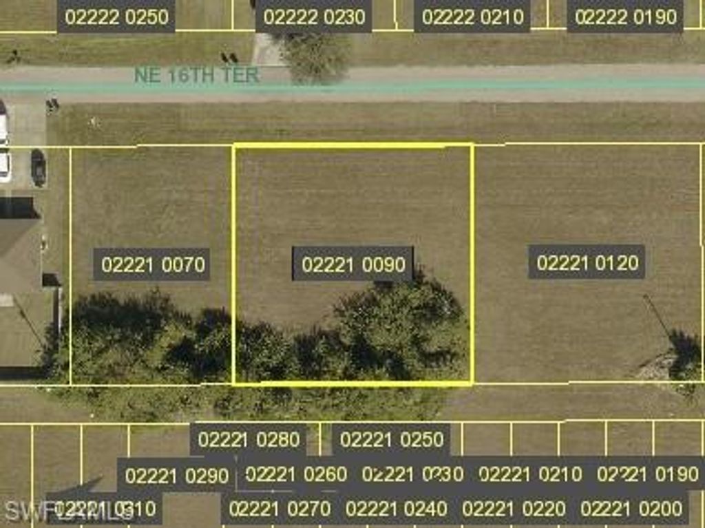 2318 NE 16th TER, Cape Coral, FL 33909