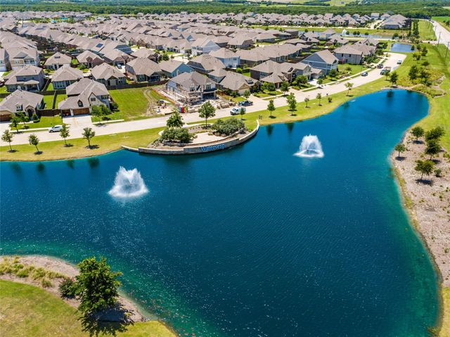 2142 Mossbrook Drive, Royse City, TX 75189