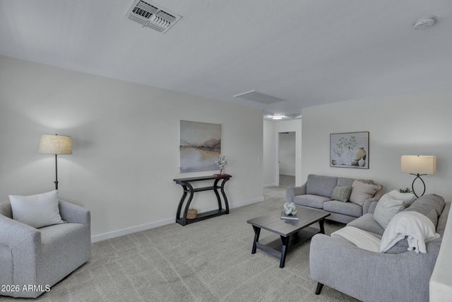 1124 E PARKVIEW Court, Gilbert, AZ 85295