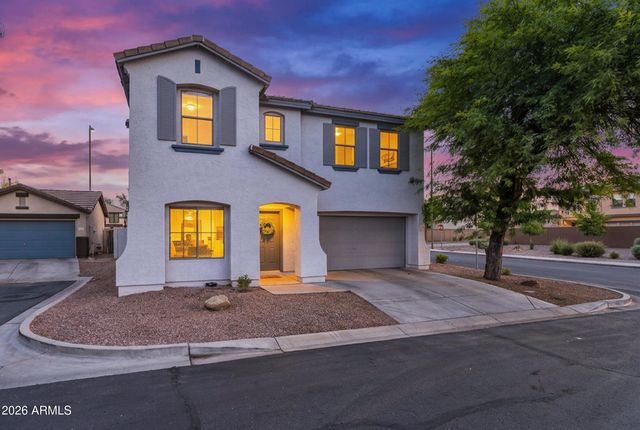1124 E PARKVIEW Court, Gilbert, AZ 85295