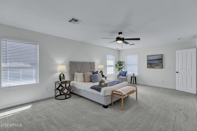 1124 E PARKVIEW Court, Gilbert, AZ 85295