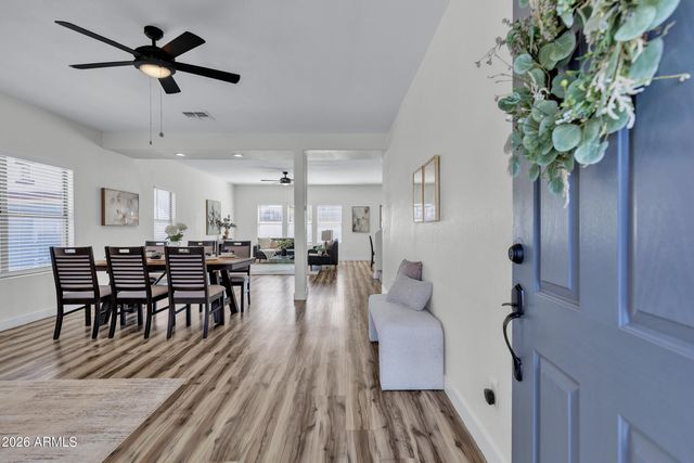 1124 E PARKVIEW Court, Gilbert, AZ 85295