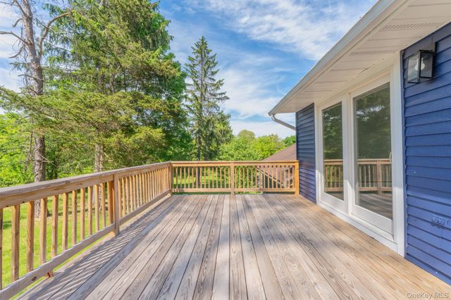 484 Dewitt Mills Road, Kingston, NY 12401