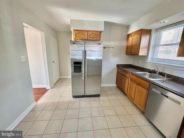 3927 VERMONT AVE, Alexandria, VA 22304