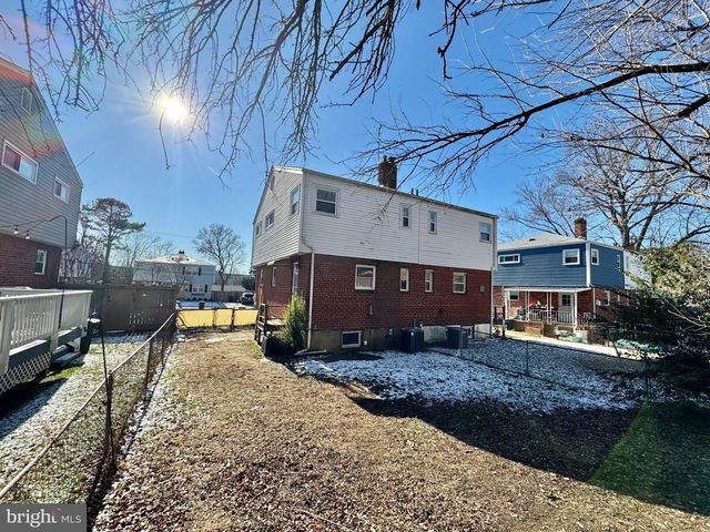 3927 VERMONT AVE, Alexandria, VA 22304