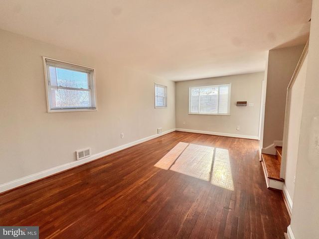 3927 VERMONT AVE, Alexandria, VA 22304