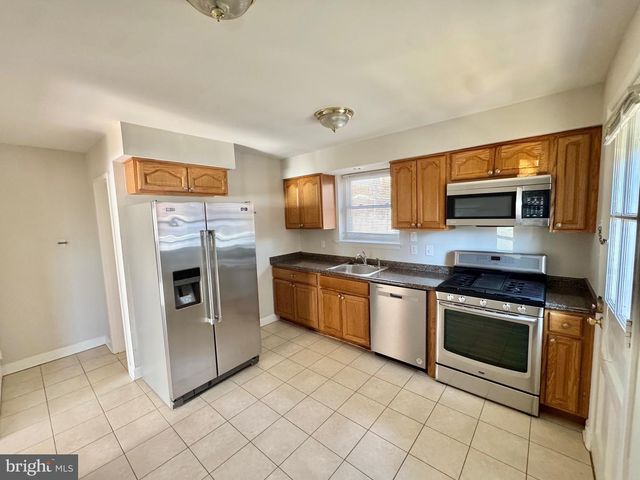 3927 VERMONT AVE, Alexandria, VA 22304