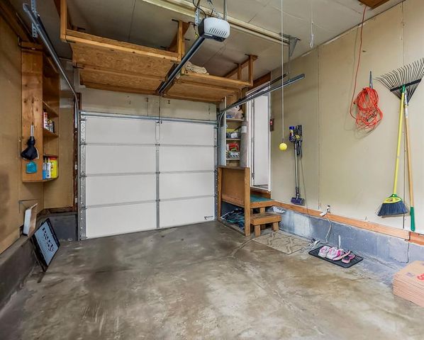 8817 W 82nd Terrace, Overland Park, KS 66204