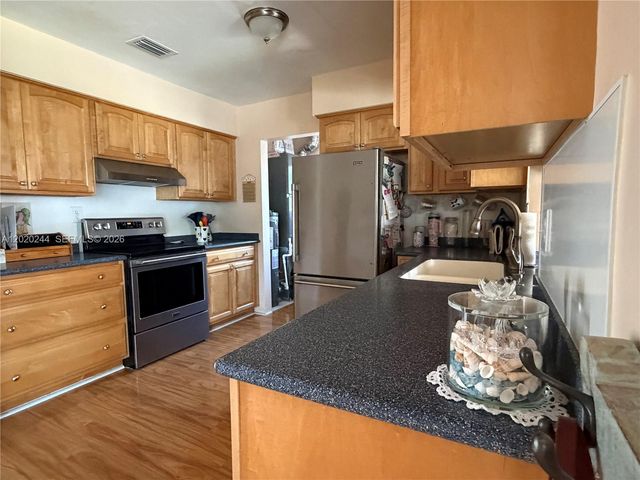 842 Argonaut Isle, Dania Beach, FL 33004