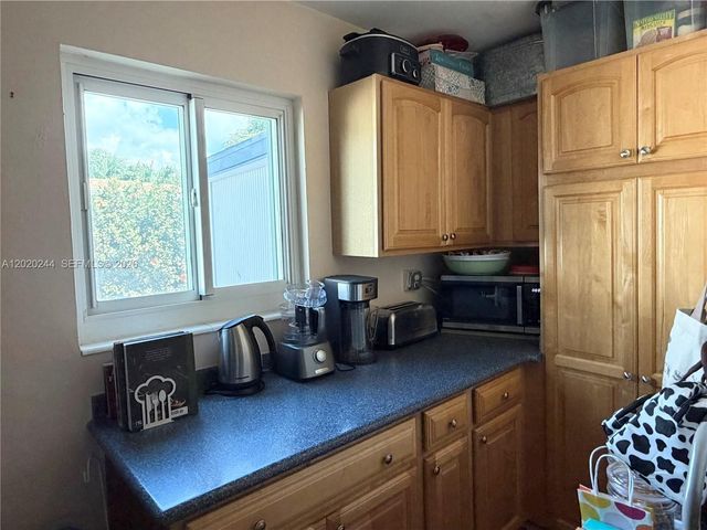 842 Argonaut Isle, Dania Beach, FL 33004