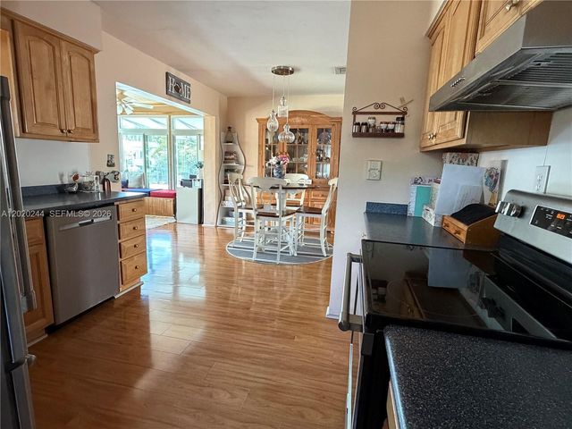 842 Argonaut Isle, Dania Beach, FL 33004