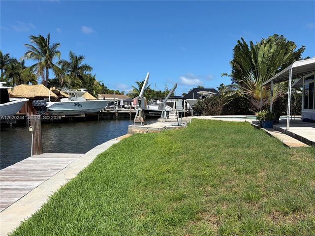 842 Argonaut Isle, Dania Beach, FL 33004
