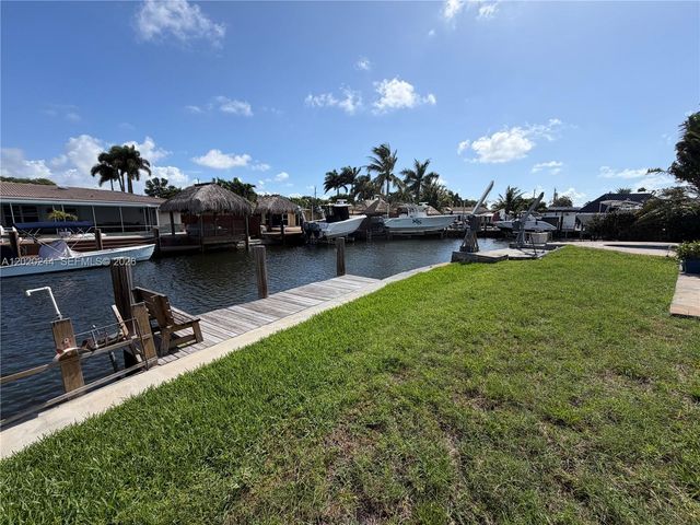 842 Argonaut Isle, Dania Beach, FL 33004