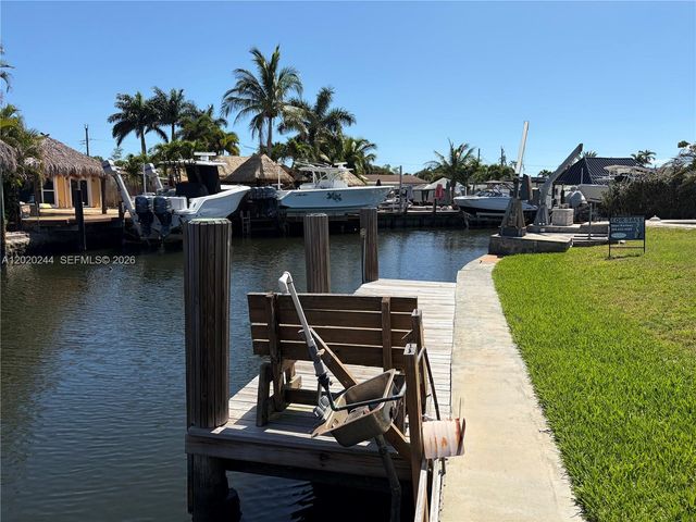 842 Argonaut Isle, Dania Beach, FL 33004