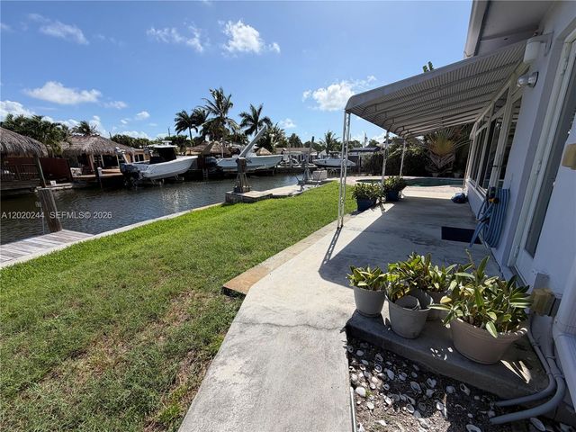 842 Argonaut Isle, Dania Beach, FL 33004