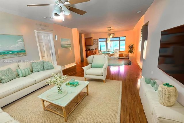 842 Argonaut Isle, Dania Beach, FL 33004