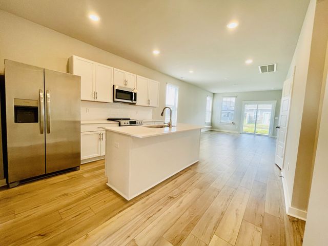 730 Mickelson Way, Lebanon, TN 37087
