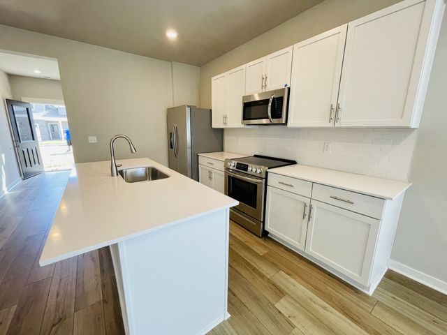 730 Mickelson Way, Lebanon, TN 37087