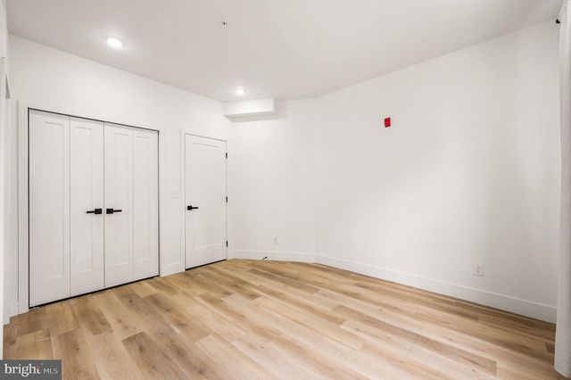 4921 CHESTER AVE, Philadelphia, PA 19143