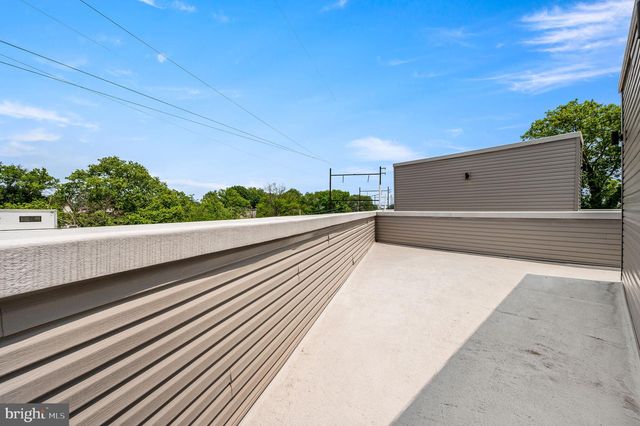 4921 CHESTER AVE, Philadelphia, PA 19143