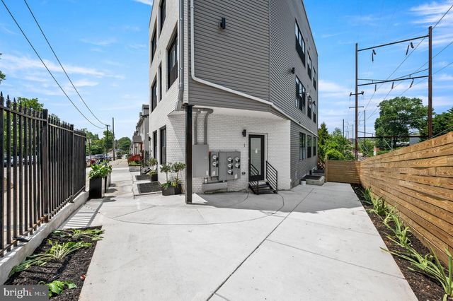4921 CHESTER AVE, Philadelphia, PA 19143