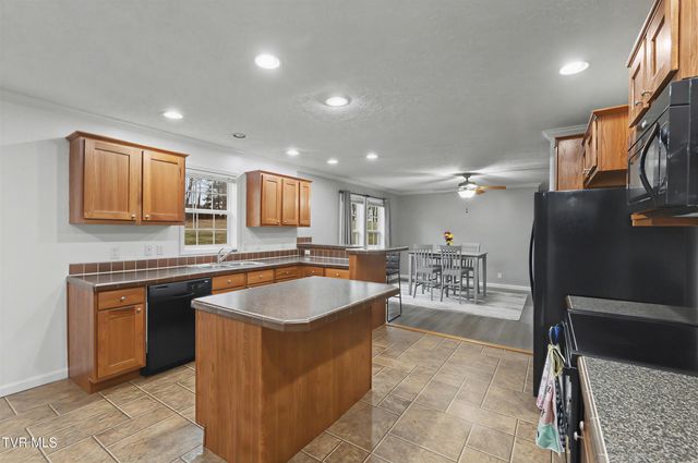 268 Washington College Station Road, Limestone, TN 37681