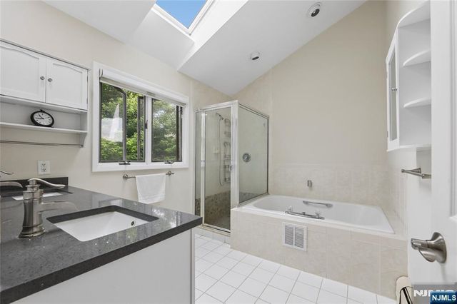 613 Fir Court T117, Norwood, NJ 07648