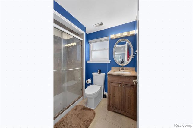 14544 Suffield Lane, Sterling Heights, MI 48312