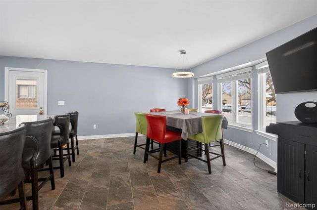 14544 Suffield Lane, Sterling Heights, MI 48312