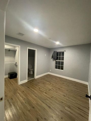 7508 Glass Street, Houston, TX 77016