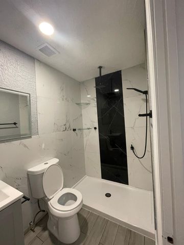 7508 Glass Street, Houston, TX 77016