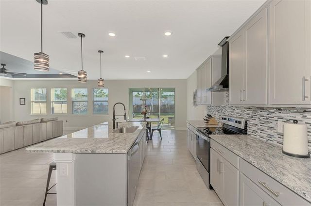 5755 WOODLAND SAGE DRIVE, Sarasota, FL 34238