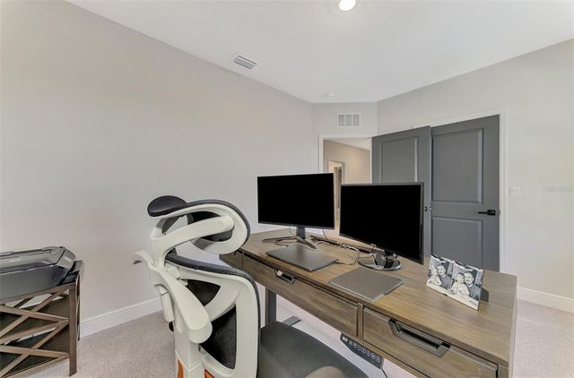 5755 WOODLAND SAGE DRIVE, Sarasota, FL 34238