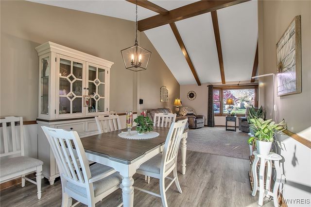 10 Mcintosh Drive, Lockport City, NY 14094