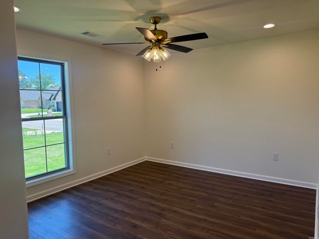 2311 S 20th Street, Paragould, AR 72450